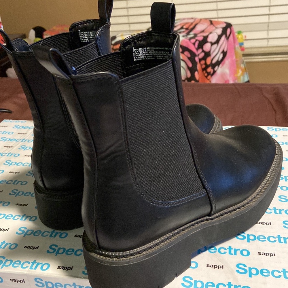 Black Booties. Euc - image 6